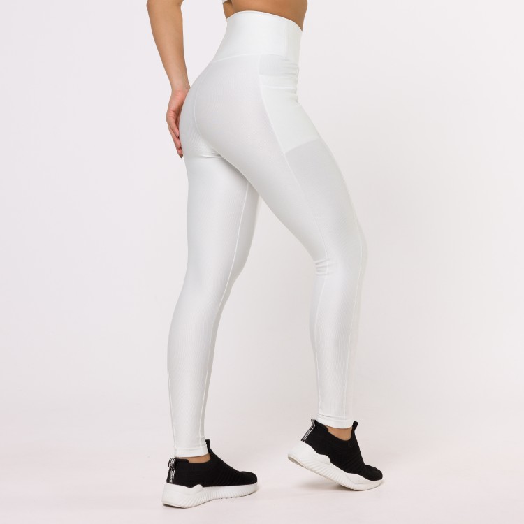 Legging Fitness Canelada Com Bolsos Laterais Off White Flux