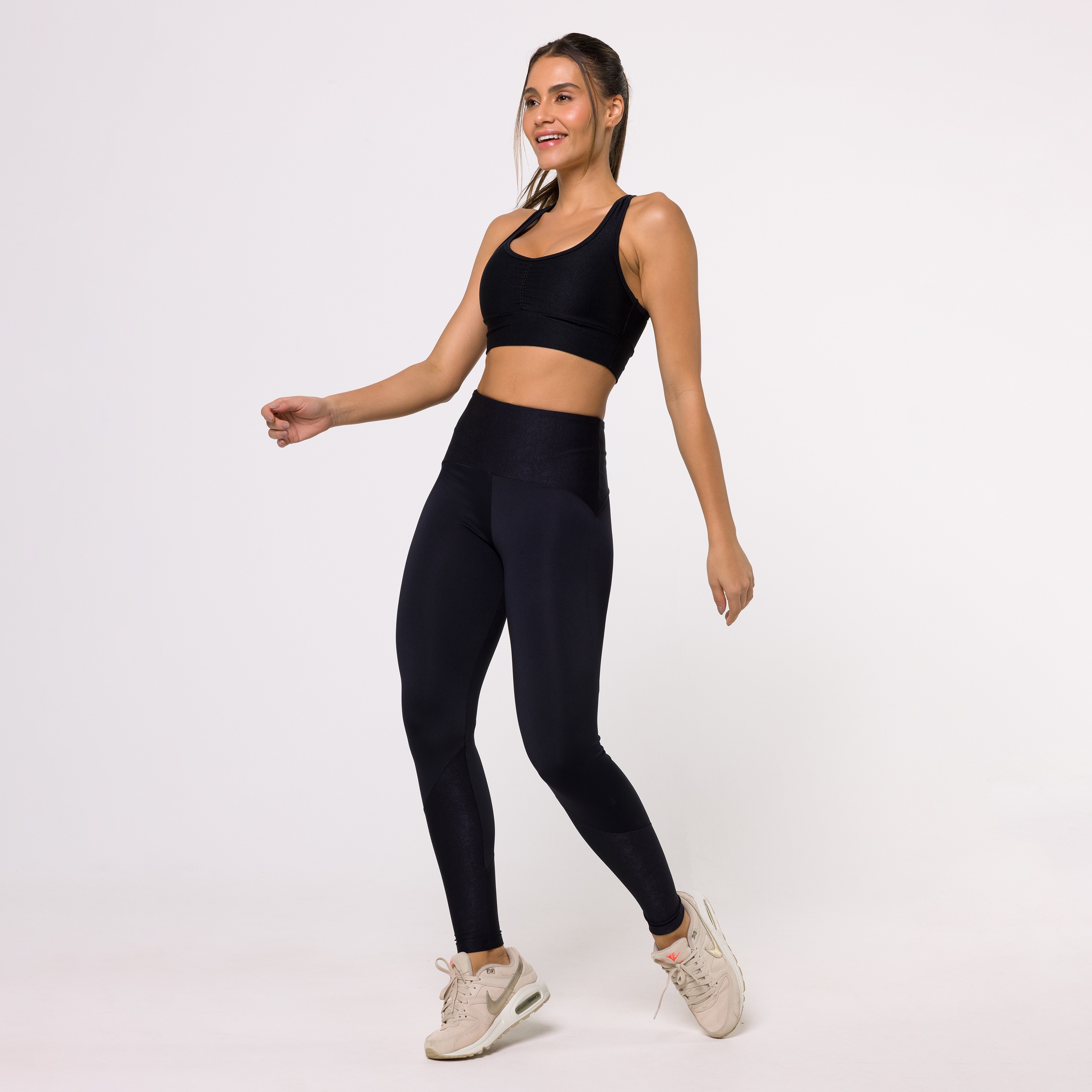Top Fitness Canelado Reforçado com Costa Nadador Preto Flux - DMFit