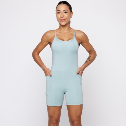 Macaquinho Fitness com Bolsos Laterais Verde Oliva