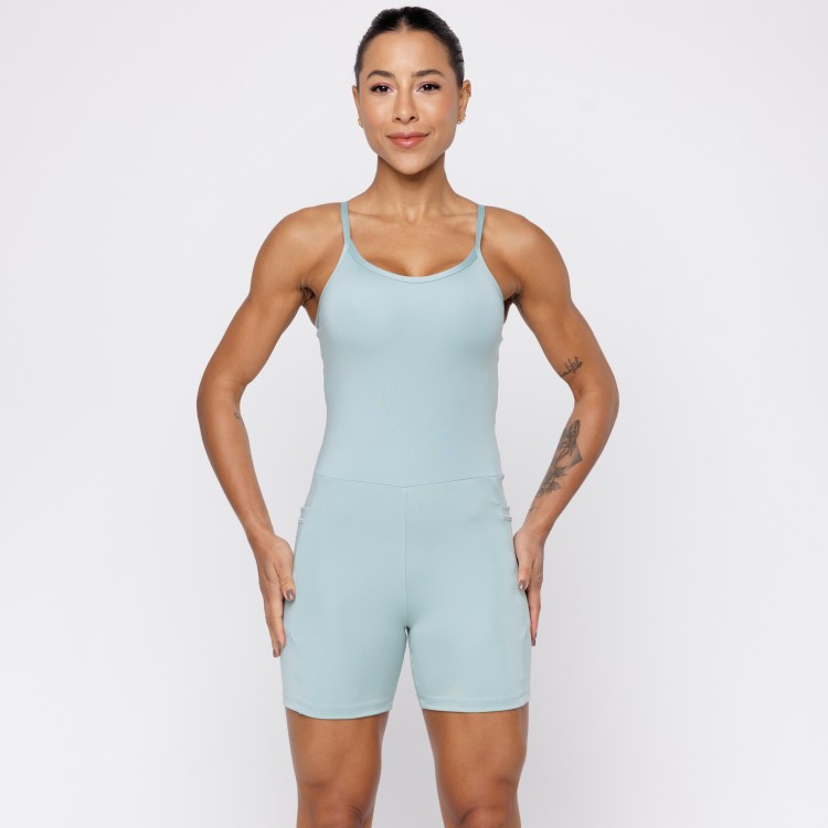 Macaquinho Fitness com Bolsos Laterais Verde Oliva