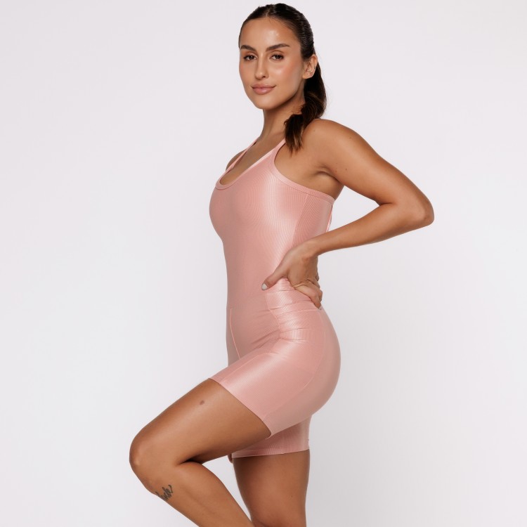 Macaquinho Fitness Canelado Com Bolsos Laterais Romance Flux