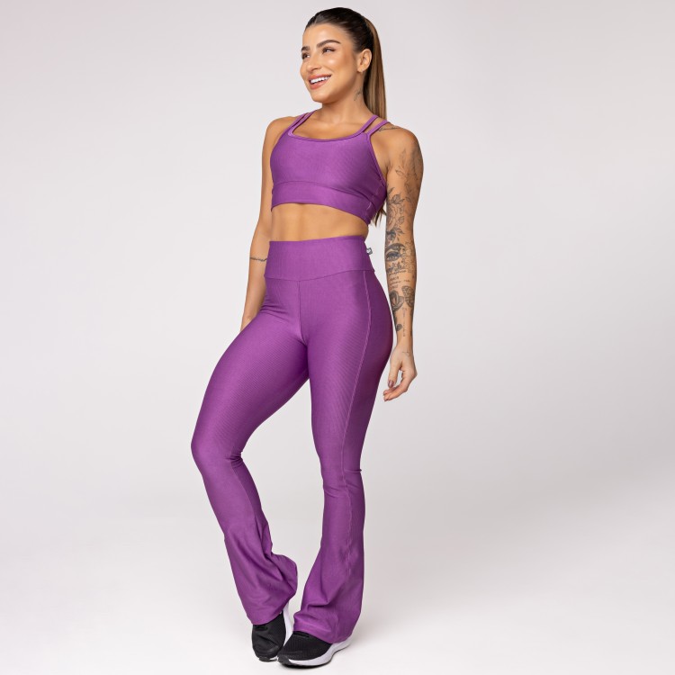 Calça Flare Canelada Tônic