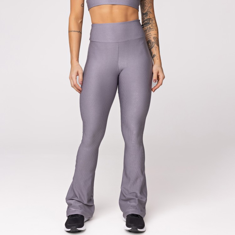 Calça Flare Canelada Cinza