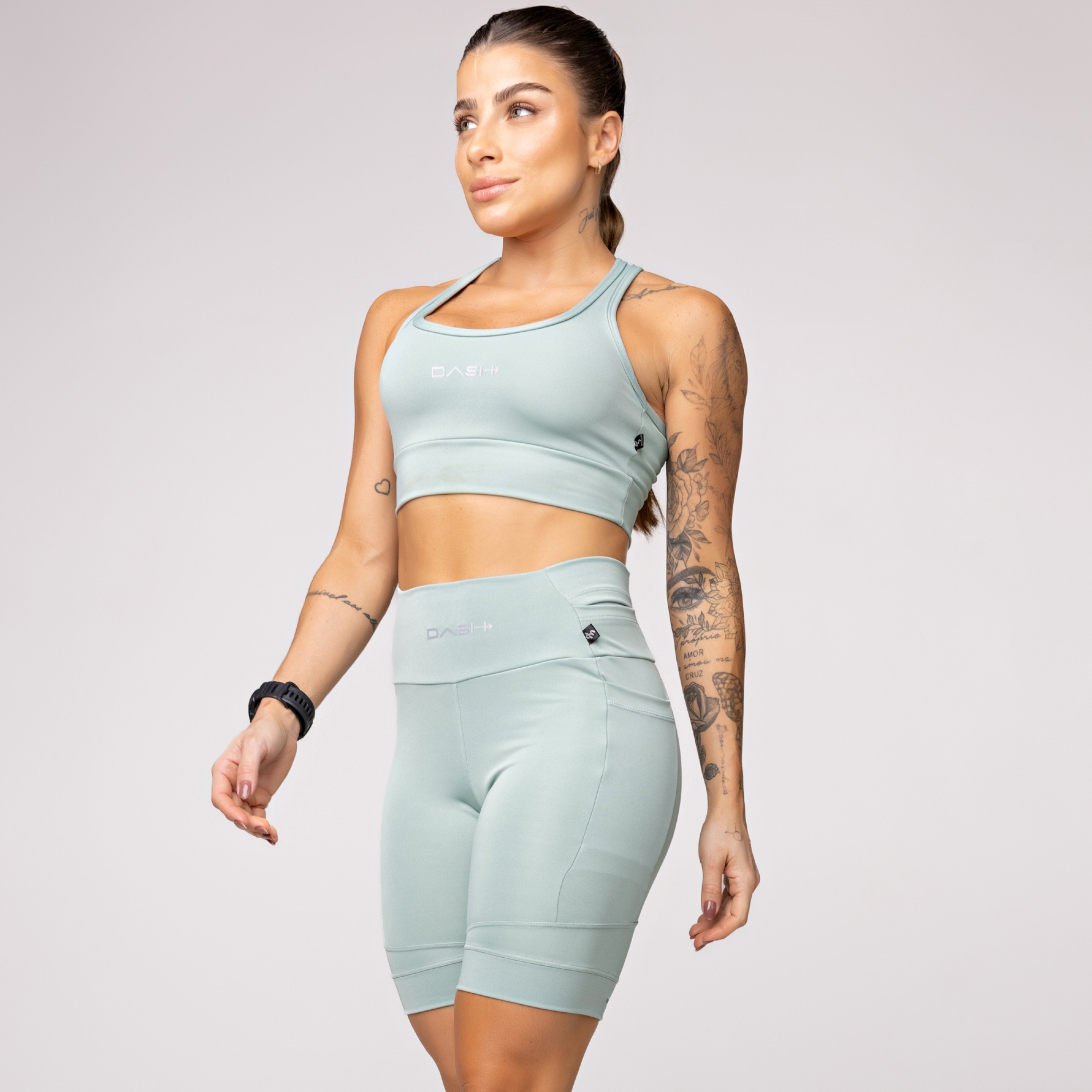 Compre o look completo