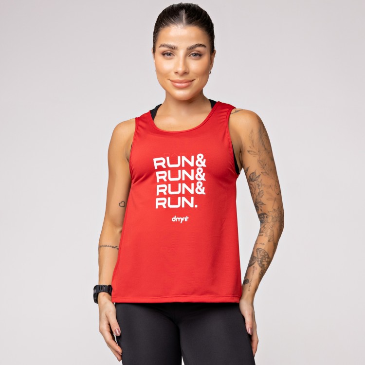 Regata Dry Furadinho Vermelha com Detalhe e Estampa Run
