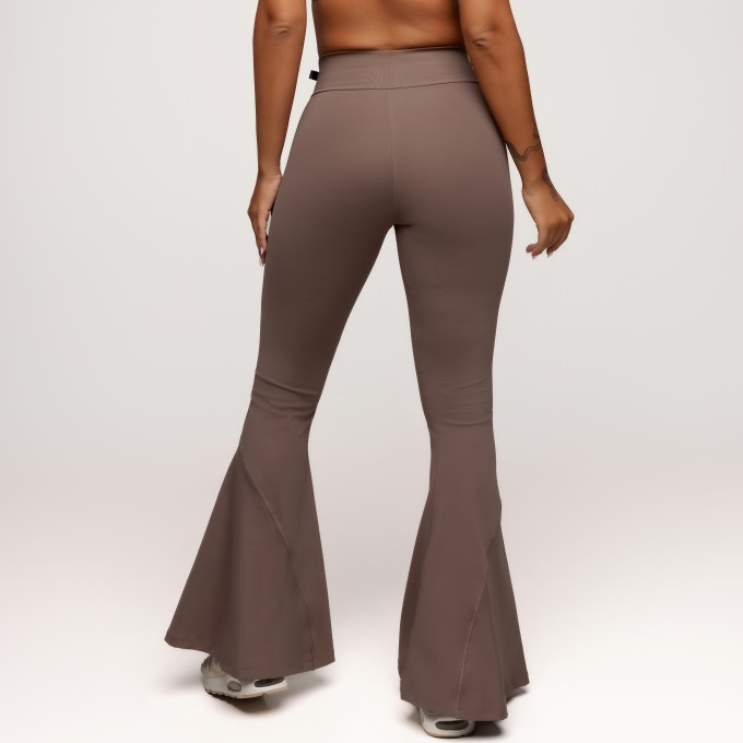 Calça Flare Poliamida com Cós Transpassado Castanho