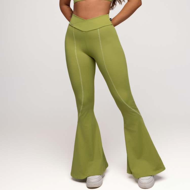 Calça Flare Poliamida com Cós Transpassado Verde Palmeira