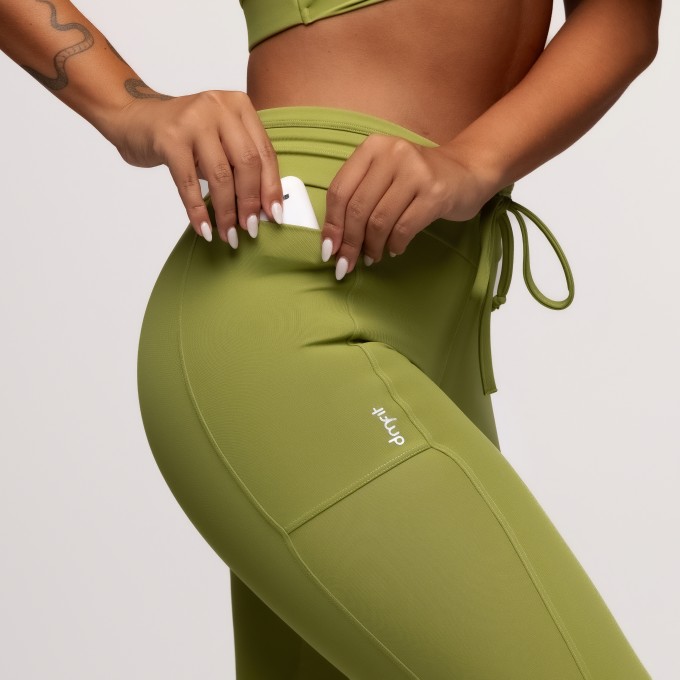 Calça Legging Poliamida com Bolsos Laterais e Cós Ajustável Verde