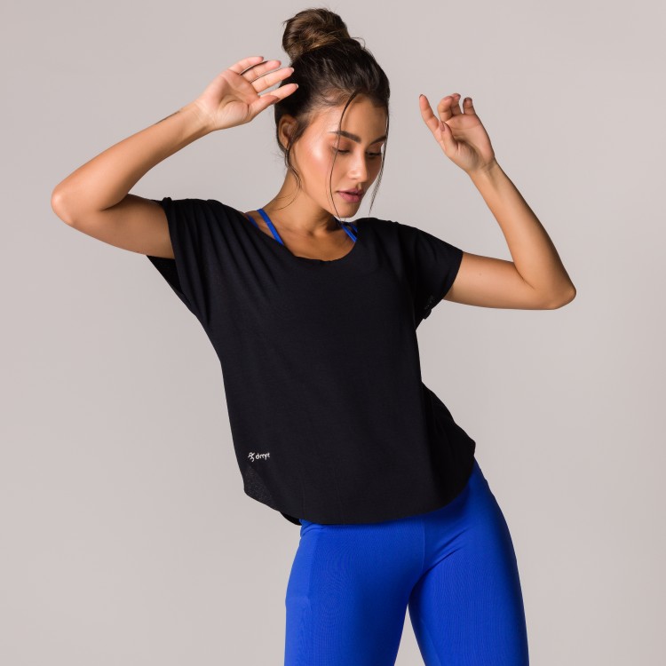 Blusa Fitness Dry Preta Basics