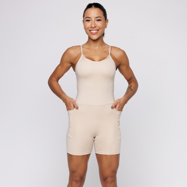 Macaquinho Fitness com Bolsos Laterais Golden