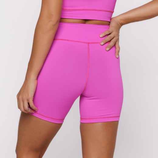 Short Fitness Reversível Pitaia Tenha Dois Looks em Uma Só Peça