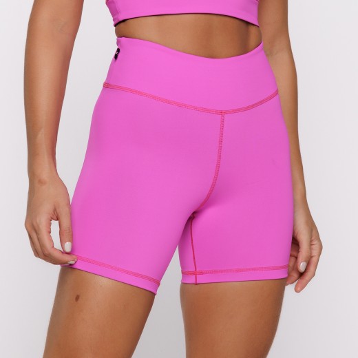 Short Fitness Reversível Pitaia Tenha Dois Looks em Uma Só Peça