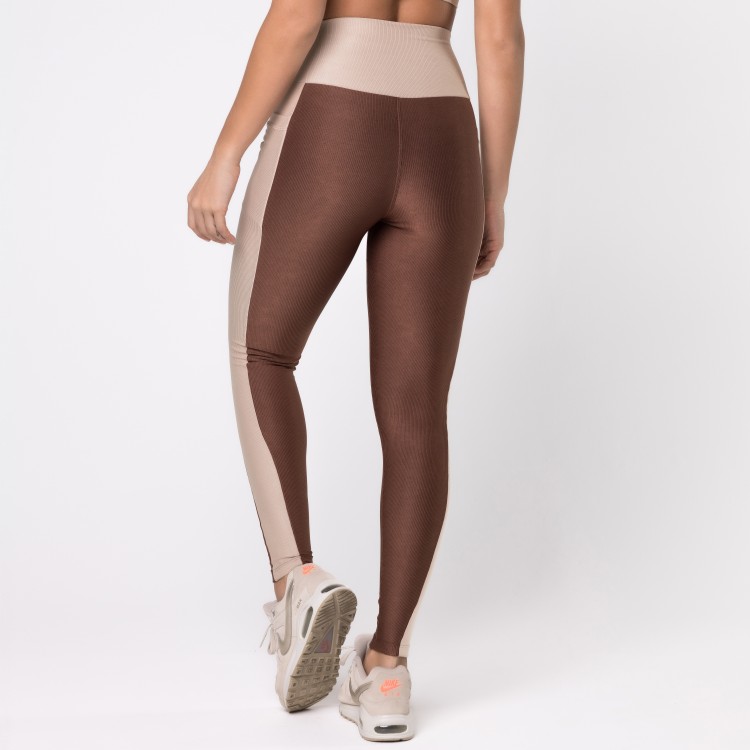 Legging Fitness Canelada Colors Com Bolsos Laterais Marrom