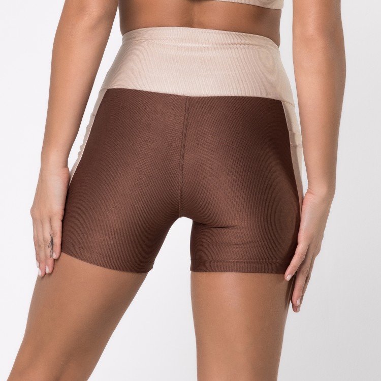 Short Fitness Canelado Com Bolsos Laterais Colors Marrom