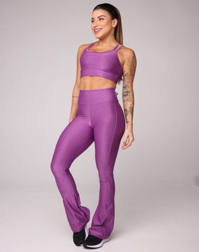 Calça Flare Canelada Tônic
