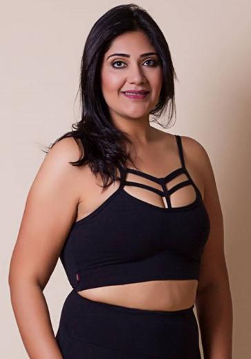 Top Strappy Plus Size Preto