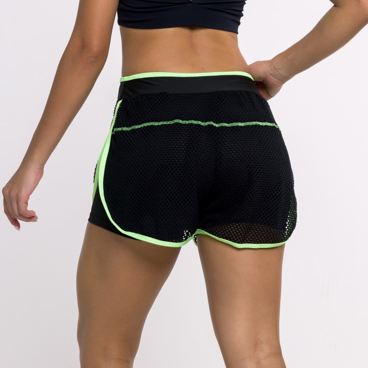 Short Fitness Preto com Tela e Viés Verde Neon