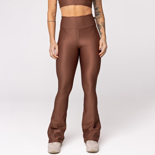 Calça Flare Canelada Marrom