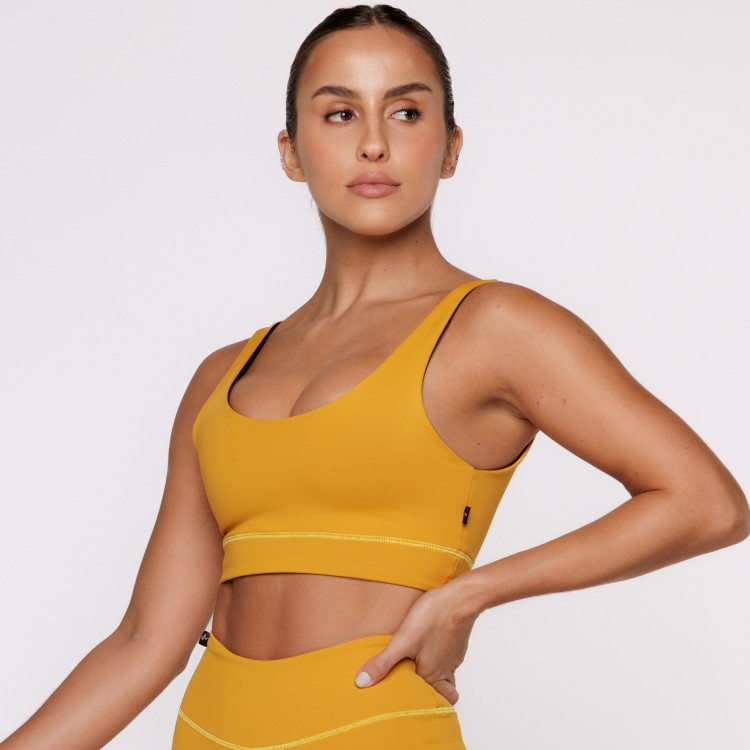 Top Fitness Reversível Mostarda Tenha Dois Looks em Uma Só Peça